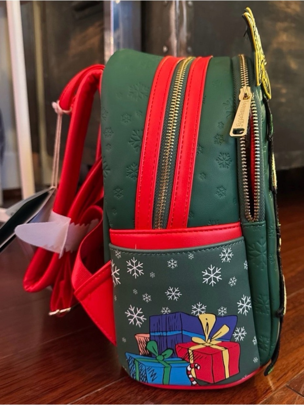 NWT Loungefly Dr. Seuss HowGrinch Stole Christmas! Tree Light-Up Mini Backpack. - Picture 5 of 6
